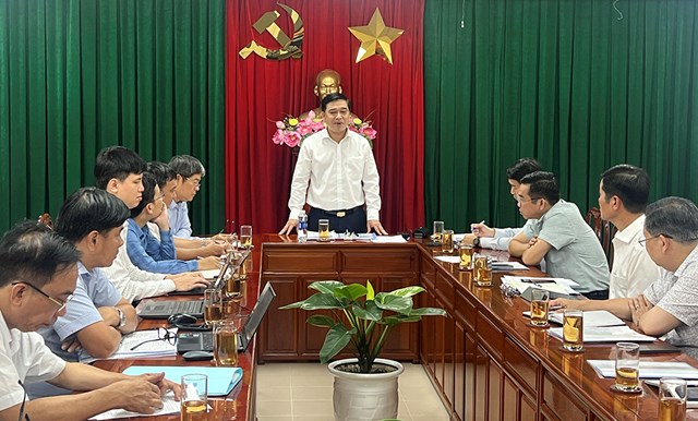 L&atilde;nh đạo UBND tỉnh Đồng Nai y&ecirc;u cầu c&aacute;c sở, ng&agrave;nh, địa phương li&ecirc;n quan đến c&aacute;c dự &aacute;n quyết liệt v&agrave;o cuộc b&agrave;n giao dứt điểm mặt bằng c&aacute;c dự &aacute;n cho chủ đầu tư v&agrave; đơn vị thi c&ocirc;ng trong th&aacute;ng 10/2025 - Ảnh: EVNNPT