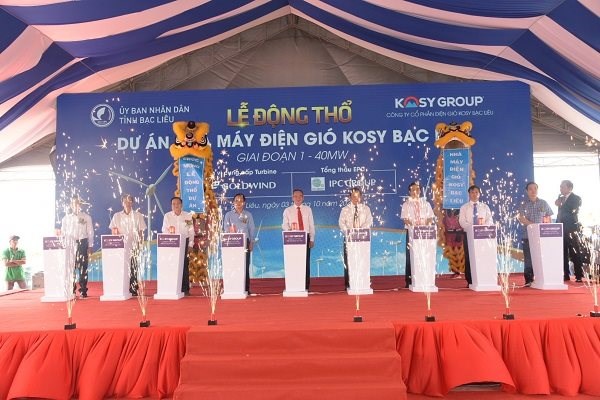 Động thổ nh&agrave; m&aacute;y điện gi&oacute; Kosy Bạc Li&ecirc;u. Ảnh: Trần Khải.