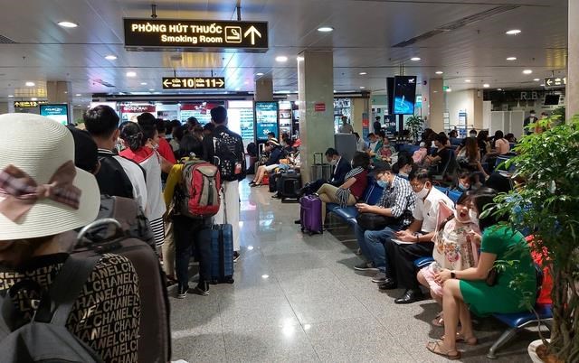 Cục Cạnh tranh v&agrave; bảo vệ người ti&ecirc;u d&ugrave;ng nhận được nhiều phản ảnh của người ti&ecirc;u d&ugrave;ng về việc xử l&yacute; của c&aacute;c h&atilde;ng h&agrave;ng kh&ocirc;ng li&ecirc;n quan đến hủy, ho&agrave;n v&eacute; m&aacute;y bay do ảnh hưởng của dịch Covid-19 - Ảnh: N.B&igrave;nh