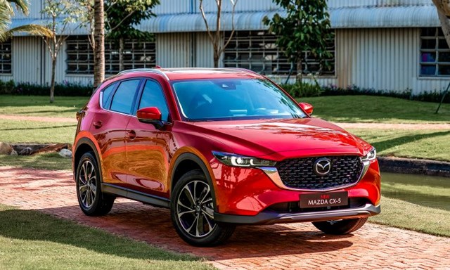 Thiết kế ngoại thất của Mazda CX-5 kh&ocirc;ng thay đổi đ&aacute;ng kể trong suốt nửa thập kỉ. &nbsp;