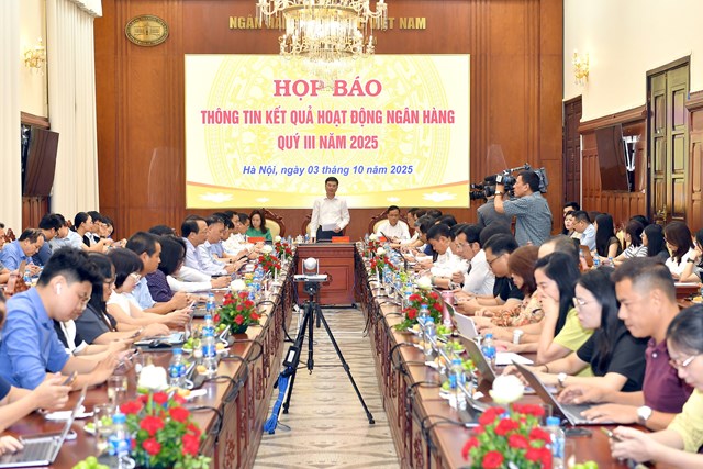 Họp báo Thông tin kết quả hoạt động ngân hàng quý III/2025 - Ảnh: VGP/HT