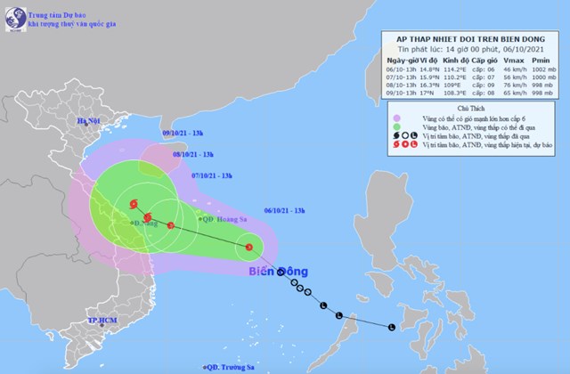 Dự b&aacute;o đường đi của &aacute;p thấp nhiệt đới tr&ecirc;n Biển Đ&ocirc;ng khả năng mạnh th&agrave;nh b&atilde;o trong những ng&agrave;y tới. Ảnh:&nbsp;Trung t&acirc;m Dự b&aacute;o kh&iacute; tượng thủy văn quốc gia