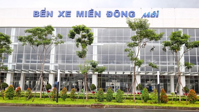 Dự kiến v&agrave;o ng&agrave;y 10/10, bến xe dự kiến đi v&agrave;o hoạt động, phục vụ c&aacute;c tuyến xe cự ly 1.100 km trở l&ecirc;n, từ Quảng Trị trở ra ph&iacute;a Bắc qua Quốc lộ 1.