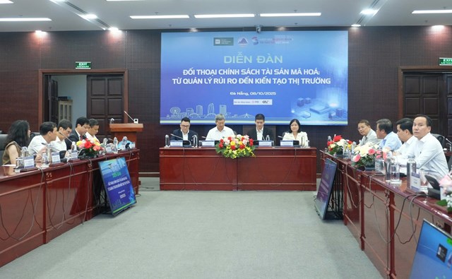 Quang cảnh diễn đàn - Ảnh: VGP/MT