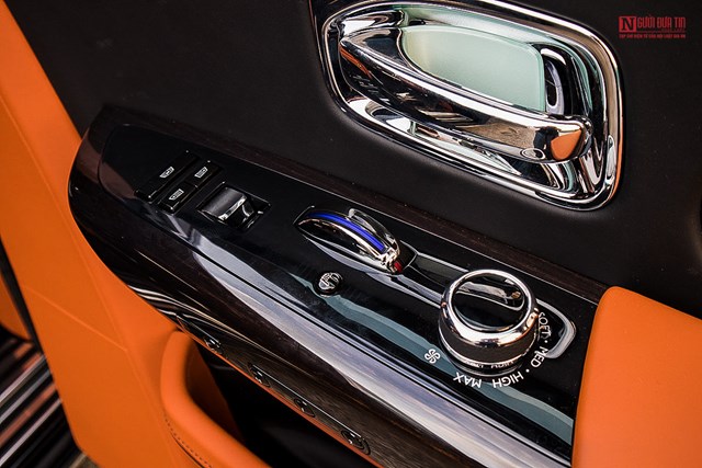 Một số h&igrave;nh ảnh nội thất kh&aacute;c trong chiếc&nbsp;Rolls Royce Phantom VIII mới về Việt Nam.