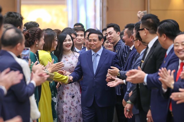 Thủ tướng Phạm Minh Chính với các doanh nhân tại Hội nghị. (Ảnh: VGP)