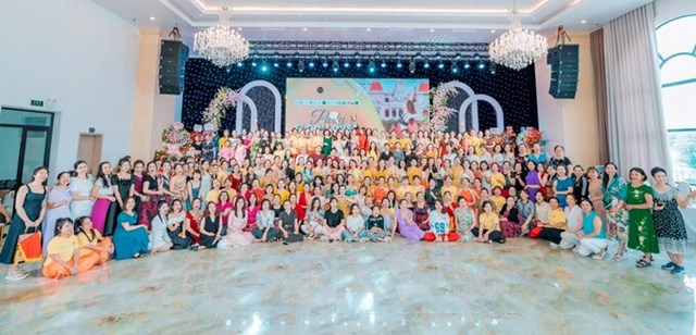 Hơn 300 học vi&#234;n lan tỏa vẻ đẹp Yoga qua chương tr&#236;nh “Party Flow Lovers” - Ảnh 11