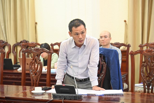 Đại diện Bộ Ngoại giao.