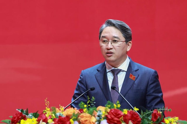 Ủy viên Trung ương Đảng, Ủy viên Ban Chấp hành Đảng bộ Chính phủ, Bí thư Đảng ủy Bộ Tư pháp, Bộ trưởng Bộ Tư pháp Nguyễn Hải Ninh phát biểu tại Hội trường Đại hội đại biểu Đảng bộ Chính phủ lần thứ I, chiều 12/10 - Ảnh: VGP