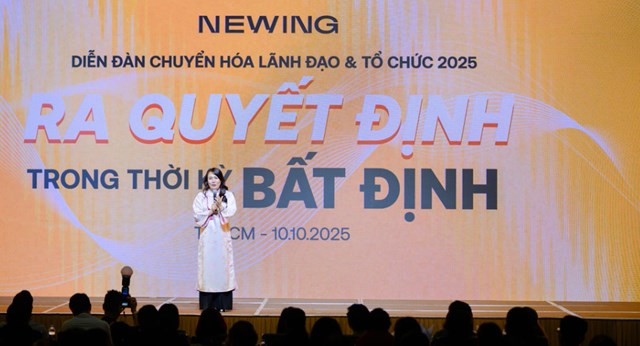 &#39;Thời đại học tr&#234;n slide đ&#227; qua&#39;: M&#244; h&#236;nh đ&#224;o tạo l&#227;nh đạo bằng &#39;case thật&#39; của Newing c&#243; g&#236; kh&#225;c biệt? - Ảnh 1