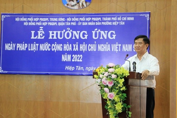 &Ocirc;ng Huỳnh Văn Hạnh, Gi&aacute;m đốc Sở Tư ph&aacute;p TPHCM ph&aacute;t biểu tại buổi lễ. Ảnh: Đ&igrave;nh Phi