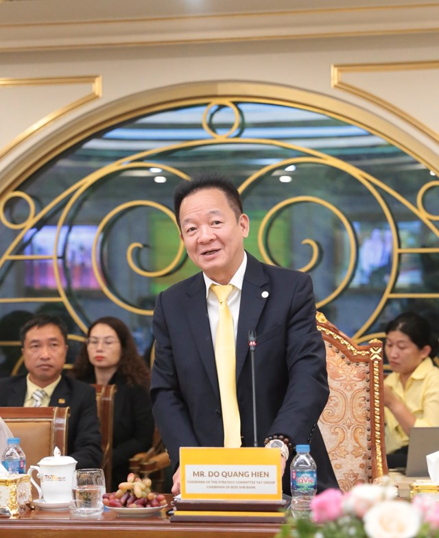 &Ocirc;ng Đỗ Quang Hiển, Chủ tịch UBCL Tập đo&agrave;n T&amp;T Group ph&aacute;t biểu tại lễ k&yacute; kết.&nbsp;Nguồn ảnh: T&amp;T Group