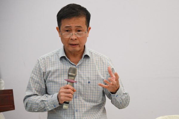 Nguy&ecirc;n H&agrave;m Vụ trưởng Vụ Ph&aacute;p luật, Văn ph&ograve;ng Ch&iacute;nh phủ&nbsp;ph&aacute;t biểu&nbsp;tại Hội thảo&nbsp;(Ảnh: L&ecirc; Huy)