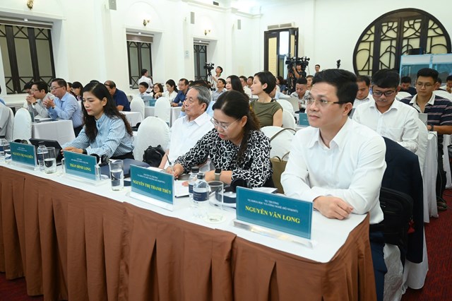 Toàn cảnh diễn đàn 