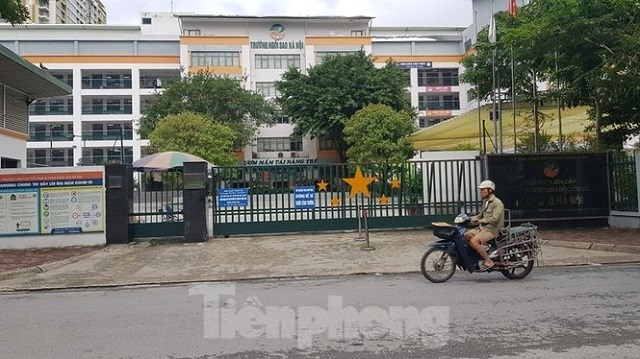 Trường tiểu học Ng&ocirc;i sao H&agrave; Nội tại &ocirc; đất T1 Khu đ&ocirc; thị Trung H&ograve;a -&nbsp;Nh&acirc;n Ch&iacute;nh do C&ocirc;ng ty TNHH Đầu tư x&acirc;y dựng v&agrave; thương mại Ho&agrave;ng Cường l&agrave;m chủ đầu tư nằm trong kế hoạch thanh tra, kiểm tra của Bộ X&acirc;y dựng.