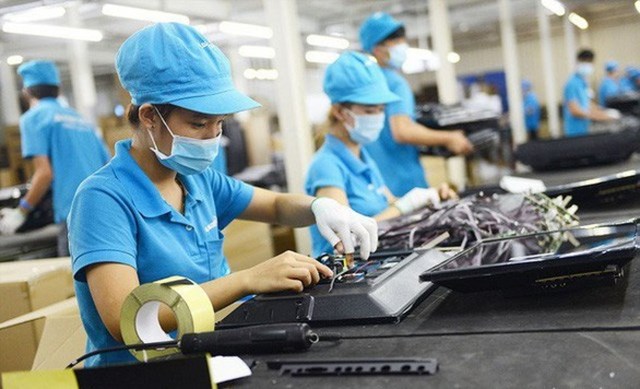 Miễn, giảm thuế hỗ trợ doanh nghiệp, người d&acirc;n chịu t&aacute;c động của dịch Covid-19