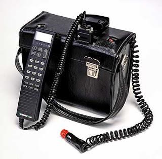 Chiếc điện thoại Mobira Senator của Nokia (Ảnh: Nokia) &nbsp;