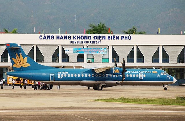 Theo Quy hoạch tổng thể Giao th&ocirc;ng vận tải h&agrave;ng kh&ocirc;ng được Thủ tướng Ch&iacute;nh phủ ph&ecirc; duyệt năm 2018, cảng h&agrave;ng kh&ocirc;ng Điện Bi&ecirc;n l&agrave; s&acirc;n bay cấp 3C; giai đoạn đến năm 2020, c&ocirc;ng suất 0,3 triệu lượt h&agrave;nh kh&aacute;ch/năm; giai đoạn đến năm 2030 l&agrave; 2 triệu lượt h&agrave;nh kh&aacute;ch/năm.