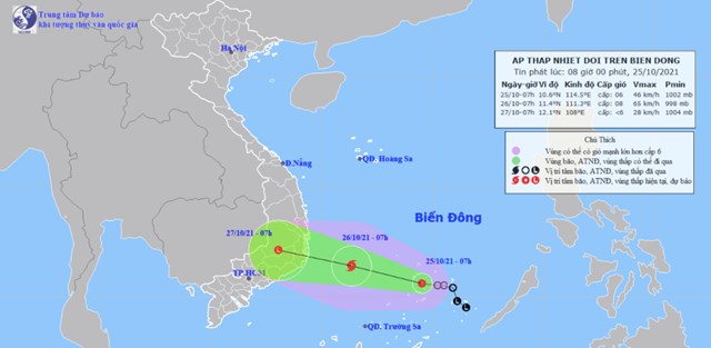 Vị tr&iacute; v&agrave; đường đi của v&ugrave;ng &aacute;p thấp tr&ecirc;n biển Đ&ocirc;ng tr&ecirc;n thời gian tới. Ảnh:&nbsp;Trung t&acirc;m Dự b&aacute;o Kh&iacute; tượng thủy văn quốc gia