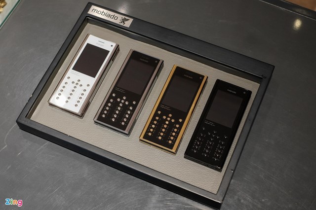 Mobiado ra mắt điện thoại cục gạch gi&#225; 90 triệu tại Việt Nam - Ảnh 1
