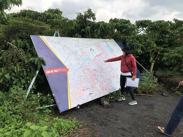 &ldquo;Dự &aacute;n&rdquo; khu d&acirc;n cư Nguyễn Đ&igrave;nh Chiểu l&agrave; một khu đất trồng c&agrave; ph&ecirc; nằm trong hẻm đường Nguyễn Đ&igrave;nh Chiểu (TP Bảo Lộc)