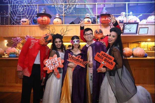 Sun World Ba Na Hills rộn r&#224;ng chuẩn bị cho lễ hội Halloween - Ảnh 6
