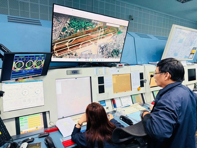 Chương tr&igrave;nh c&oacute; sự tham gia của đội ngũ kỹ sư, kiểm so&aacute;t vi&ecirc;n kh&ocirc;ng lưu kinh nghiệm của Việt Nam. (Ảnh trong b&agrave;i: D.Khương)