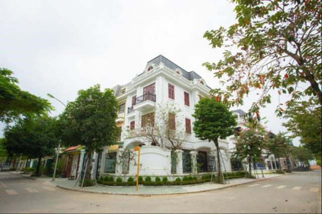 Kh&ocirc;ng gian b&igrave;nh y&ecirc;n tại An Khang Villa