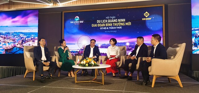 Tọa đ&agrave;m hội thảo Du lịch Quảng Ninh giai đoạn b&igrave;nh thường mới cơ hội v&agrave; th&aacute;ch thức.