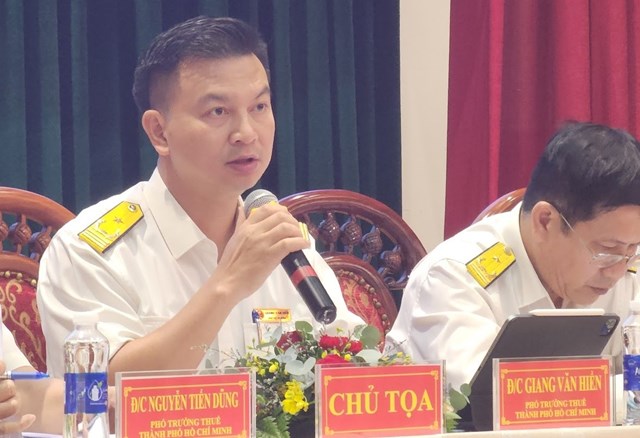 &Ocirc;ng Giang Văn Hiển, Ph&oacute; Trưởng Thuế TP. Hồ Ch&iacute; Minh chia sẻ th&ocirc;ng tin tại Hội nghị