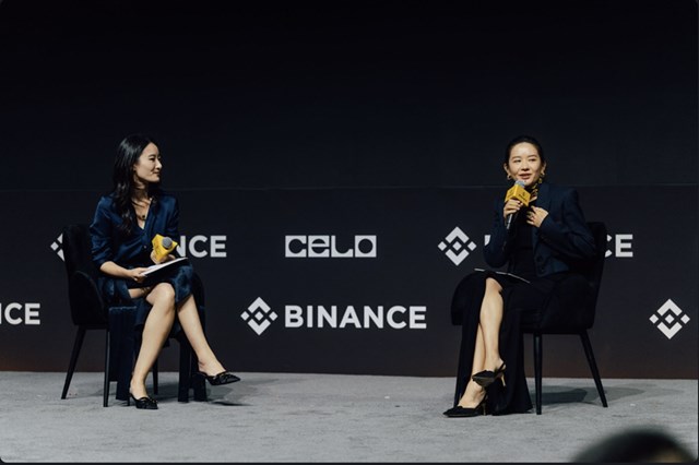 Yi He, đồng s&aacute;ng lập Binance (phải) tại BBW 2024.&nbsp;Ảnh: BBW