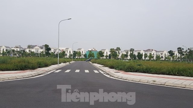 H&#224; Nội: L&#236;nh x&#236;nh đấu gi&#225; khu &#39;đất v&#224;ng&#39; ở Long Bi&#234;n - Ảnh 1