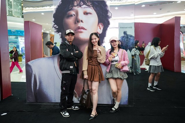 Fan đổ về Ocean City check in G-DRAGON 2025 WORLD TOUR [&#220;bermensch] IN HANOI, h&#225;o hức chờ concert lịch sử - Ảnh 5