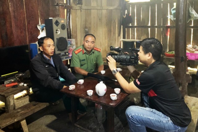 Đội ngũ người làm báo trẻ đang ngày càng khẳng định vai trò quan trọng trong công tác tuyên truyền, phổ biến pháp luật. (Nguồn: baocaobang.vn)