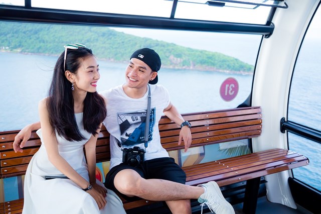 Trải nghiệm c&aacute;p treo H&ograve;n Thơm