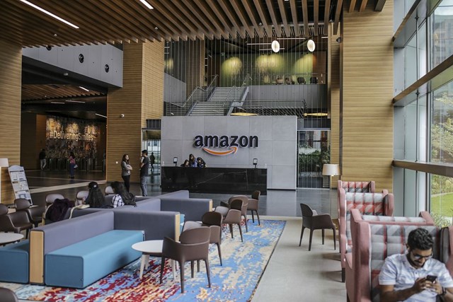 Amazon loại bỏ c&aacute;c bộ phận kinh doanh kh&ocirc;ng sinh lời.