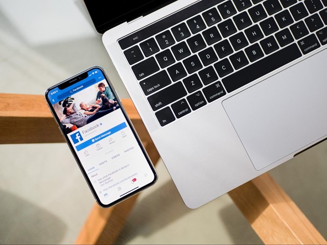 Tr&agrave;o lưu đăng ảnh 10 năm bị nghi ngờ l&agrave; chi&ecirc;u tr&ograve; đ&aacute;nh cắp th&ocirc;ng tin người d&ugrave;ng của Facebook.