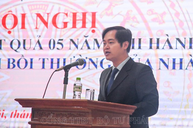 Đồng ch&iacute;&nbsp;L&ecirc; Th&aacute;i Phương,&nbsp;Ph&oacute; Cục trưởng Cục Bồi thường nh&agrave; nước ph&aacute;t biểu tại Hội nghị.