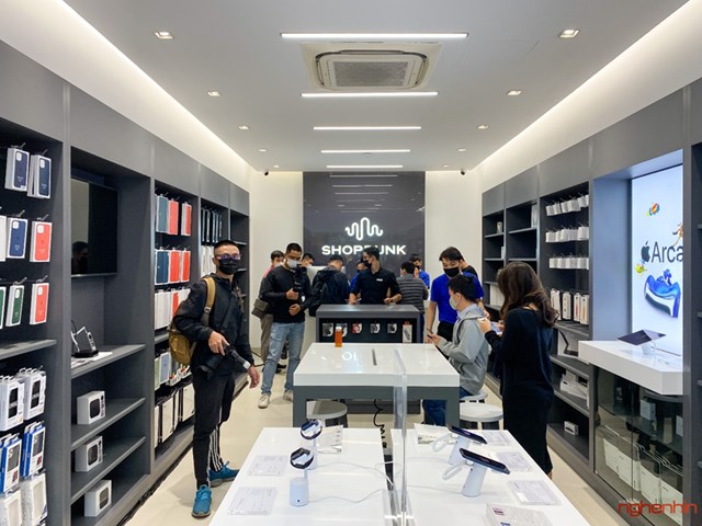 Doanh thu thị trường Apple Việt Nam giữa đại dịch Covid-19: cửa h&#224;ng ch&#237;nh h&#227;ng đ&#225;nh bật h&#224;ng x&#225;ch tay với ước t&#237;nh 1,5 tỷ USD - Ảnh 4