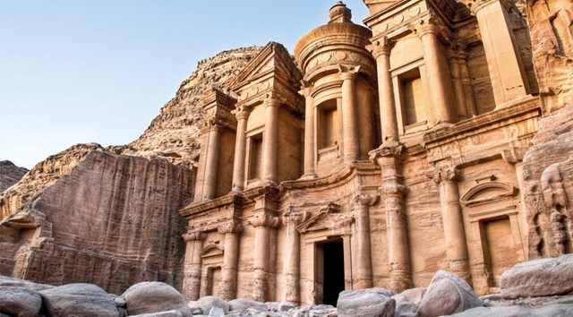 Di t&iacute;ch mang t&ecirc;n "Kho b&aacute;u" tại Petra