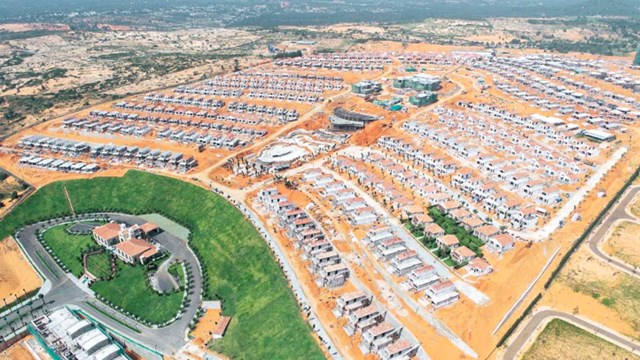 Nhiều khu biệt thự đ&atilde; ho&agrave;n thiện 70% v&agrave; chuẩn bị b&agrave;n giao cho kh&aacute;ch h&agrave;ng v&agrave;o th&aacute;ng 12/2020.