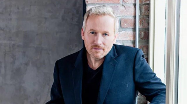 CEO Andrew Lacy của Prenuvo