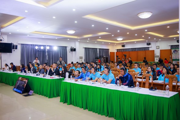 Herbalife Vietnam đồng h&#224;nh c&#249;ng Li&#234;n Đo&#224;n B&#243;ng Đ&#225; Việt Nam tổ chức buổi đ&#224;o tạo về dinh dưỡng thể thao n&#226;ng cao cho c&#225;c huấn luyện vi&#234;n v&#224; cầu thủ b&#243;ng đ&#225; - Ảnh 1