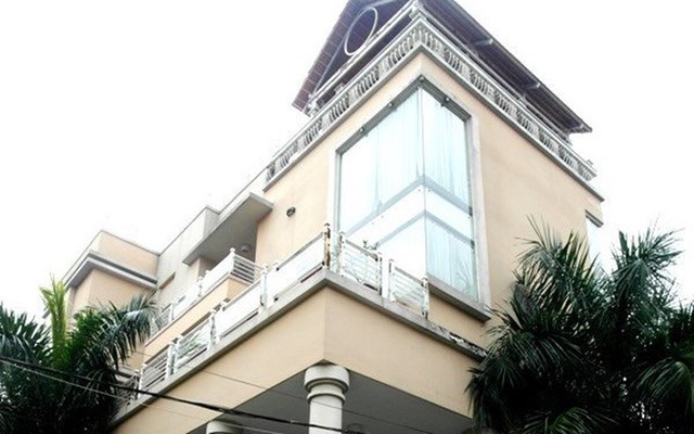 B&#224;i học kinh doanh: Từ việc &quot;ti&#234;u tiền kh&#244;ng phải nghĩ&quot; tới cuộc sống vỡ nợ 1.000 tỷ của  Phước Sang – &#244;ng bầu một thời đ&#236;nh đ&#225;m showbiz Việt - Ảnh 1