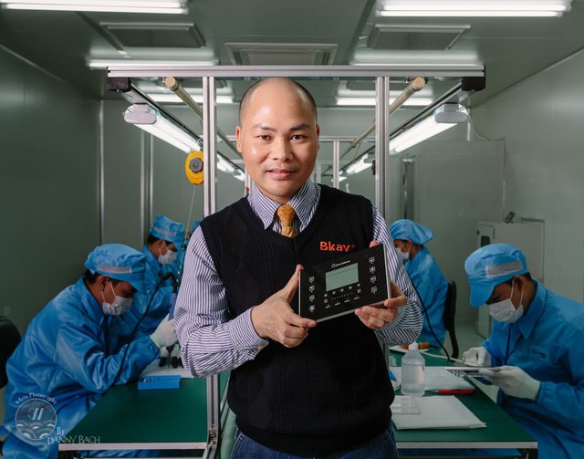 Những doanh nh&#226;n xuất th&#226;n từ giảng vi&#234;n đại học: Từ Chủ tịch FPT Trương Gia B&#236;nh, cựu Chủ tịch ACB đến Chủ tịch BKAV Nguyễn Tử Quảng - Ảnh 5