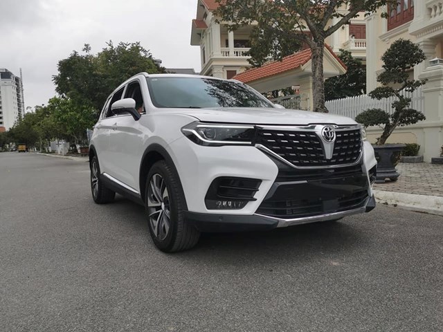 Brilliance V7 tại thị trường Việt Nam.