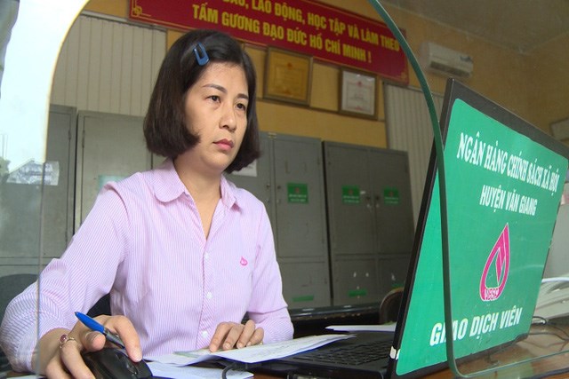 Khoảng 2.400 lao động bị ngừng việc được trả lương từ g&#243;i hỗ trợ 16.000 tỷ đồng - Ảnh 1