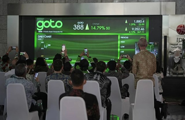 G&ocirc;t giảm lỗ nhờ cắt giảm chi ph&iacute;.