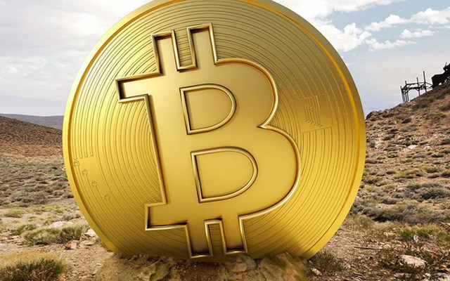 Gi&#225; Bitcoin c&#243; thể l&#234;n đến 300.000 USD? - Ảnh 1