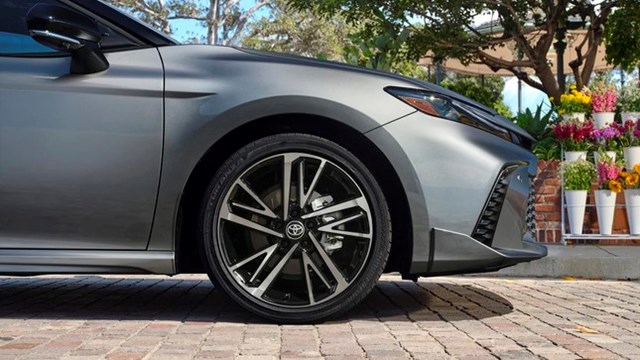 Những n&#233;t mới tr&#234;n Toyota Camry 2025 - Ảnh 4